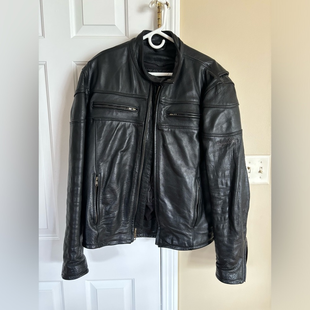 Men’s Speed Leather Motorcycle Style Jacket